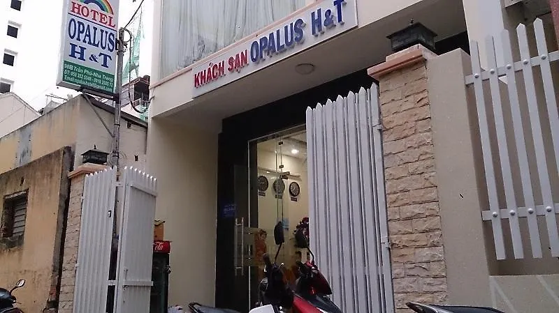Opalus Hotel location